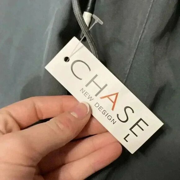 Chase new design scrubs size medium - Picture 5 of 10